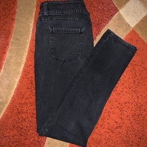 ❣️5/$30 Mudd jeans